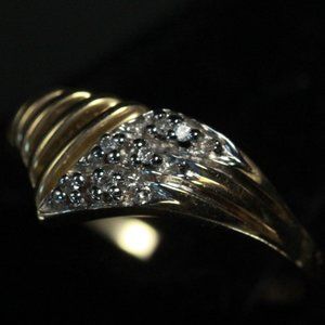 10k GOLD PAVE RHINESTONES RING